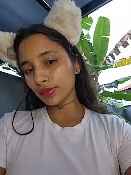 Lorena Mcfly online show from 10-26-25, 01:11