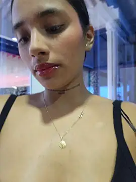 Snapshot of Lorena_Mcfly chatting on 04-19-26, 11:44 Lorena Mcfly online show from 04-19-26, 11:44