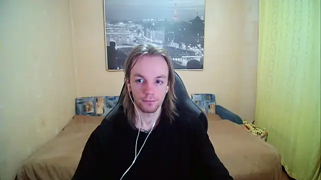 Snapshot of AdamDickens chatting on 09-21-25, 10:15 AdamDickens online show from 09-21-25, 10:15