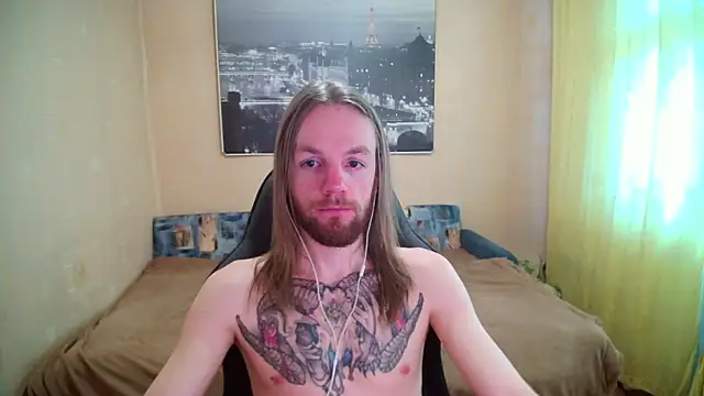 AdamDickens online show from 06-10-26, 01:40