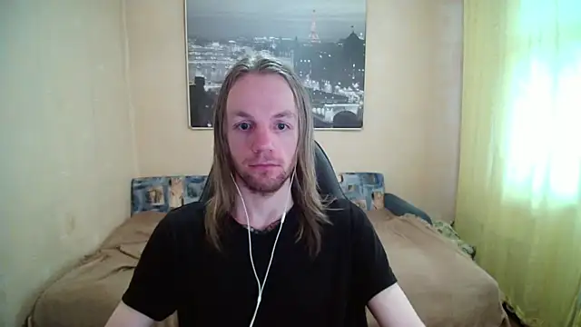 AdamDickens online show from 04-12-26, 04:16