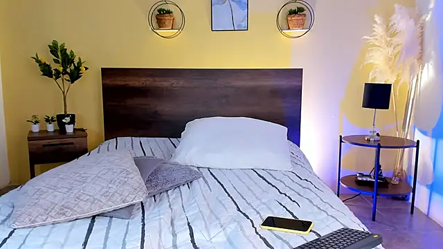 CamilleGrace online show from 09-26-25, 12:56