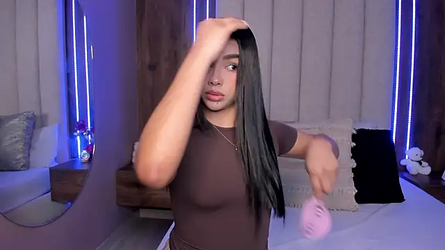 LucySalvatore  online show from 03-13-26, 03:50