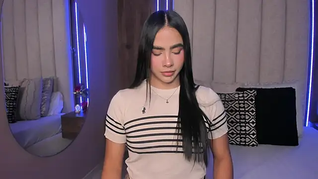 LucySalvatore  online show from 02-23-26, 09:37