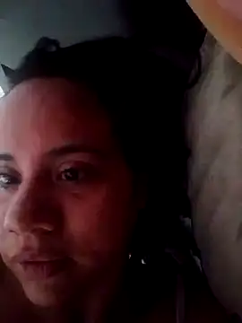 Snapshot of NataliaAr- chatting on 10-27-25, 09:05 NataliaAr- online show from 10-27-25, 09:05