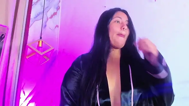 Snapshot of SamaelAndLilitt chatting on 02-04-26, 12:00 SamaelAndLilitt online show from 02-04-26, 12:00