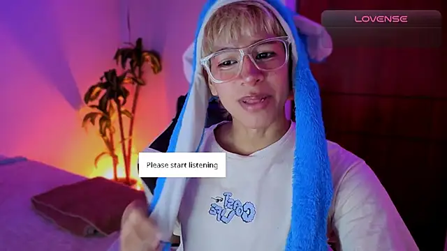 taichi bluy online show from 12-18-25, 07:02