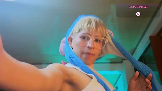 taichi bluy online show from 12-21-25, 01:08