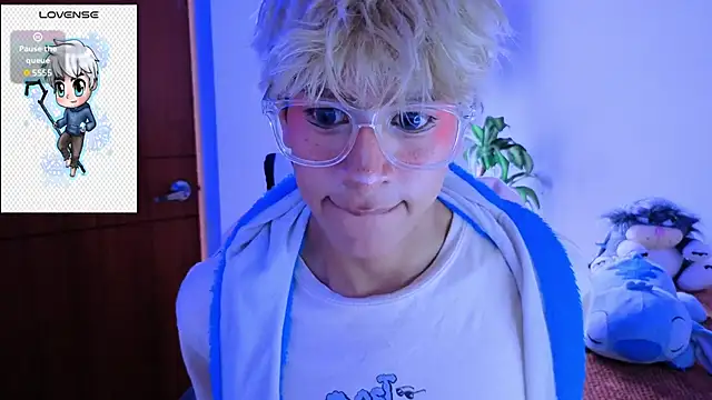 taichi bluy online show from 11-11-25, 07:52