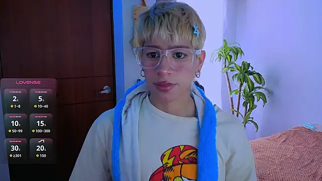 taichi bluy online show from 12-15-25, 03:51