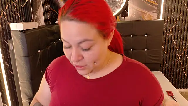 Witch Scarlet online show from 04-11-26, 01:35