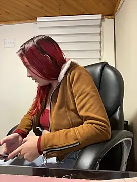 Snapshot of Karen18_boobs chatting on 11-07-25, 01:32 Karen18 boobs online show from 11-07-25, 01:32