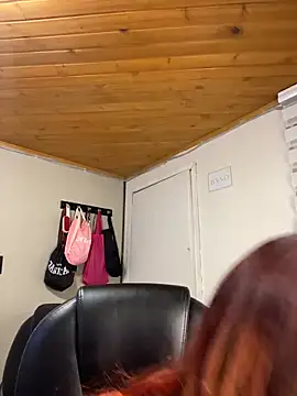 Karen18 boobs online show from 02-27-26, 03:40