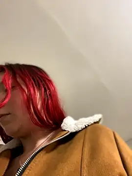 Snapshot of Karen18_boobs chatting on 11-28-25, 01:28 Karen18 boobs online show from 11-28-25, 01:28