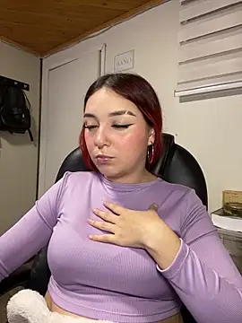 Snapshot of Karen18_boobs chatting on 02-11-26, 01:27 Karen18 boobs online show from 02-11-26, 01:27