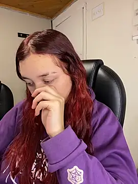 Karen18 boobs online show from 02-28-26, 03:17