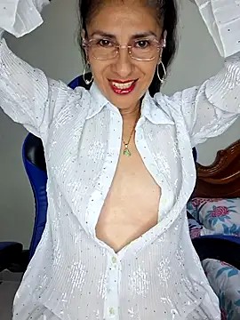 Natasha 50 online show from 03-27-26, 01:03