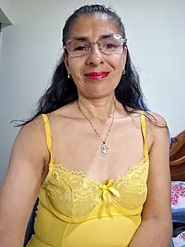 Natasha 50 online show from 06-12-26, 01:03