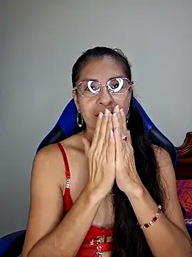 Snapshot of Natasha_50 chatting on 02-15-26, 01:06 Natasha 50 online show from 02-15-26, 01:06