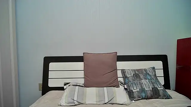 peijiangzhao online show from 11-10-25, 02:22