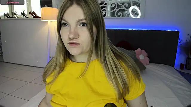 AshleyJoness online show from 09-17-25, 04:47