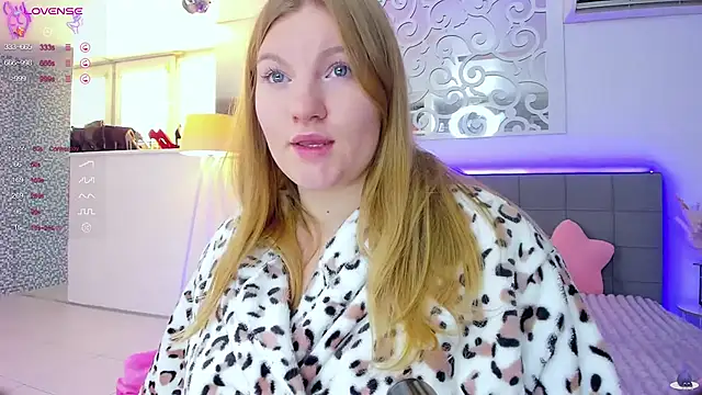 AshleyJoness online show from 11-04-25, 06:06