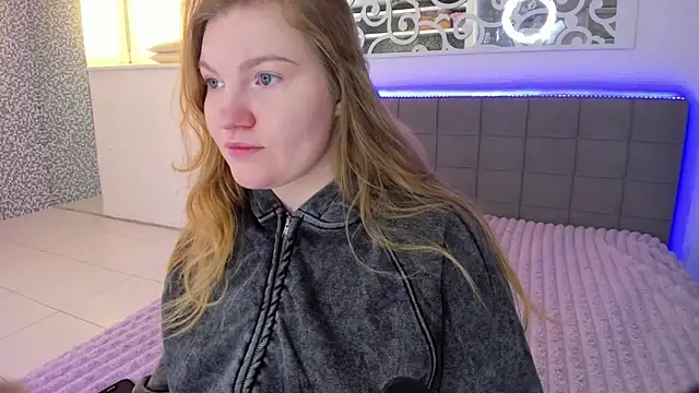 AshleyJoness online show from 02-10-26, 06:23