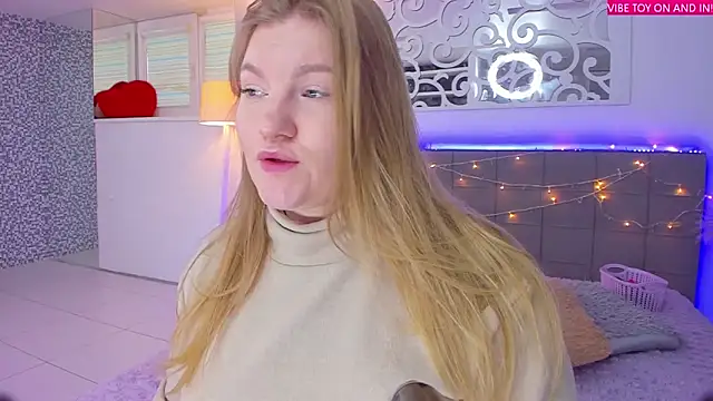 AshleyJoness online show from 12-15-25, 06:19