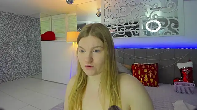 AshleyJoness online show from 12-18-25, 06:07