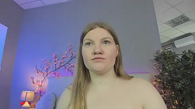 Snapshot of AshleyJoness chatting on 05-07-26, 05:01 AshleyJoness online show from 05-07-26, 05:01