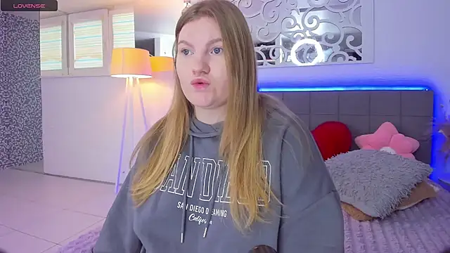 AshleyJoness online show from 02-25-26, 06:13