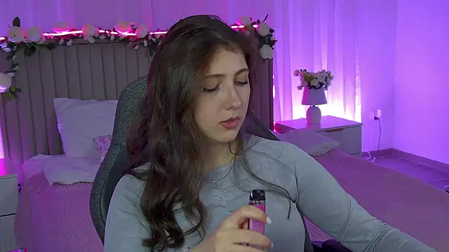 Mary Miiller online show from 12-19-25, 10:39