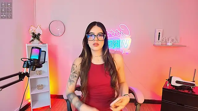 Alice Vixen online show from 11-11-25, 12:33