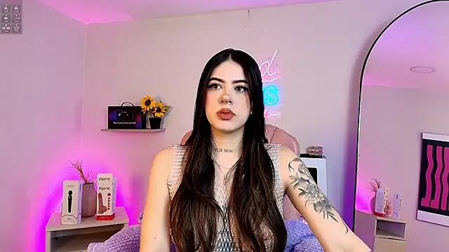 Alice Vixen online show from 04-16-26, 12:17