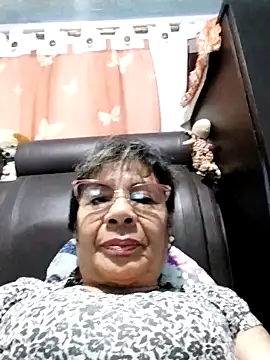 OliviaMorris1 online show from 10-04-25, 10:55