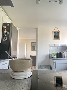 Snapshot of jasminebrooksx chatting on 10-27-25, 09:43 jasminebrooksx online show from 10-27-25, 09:43