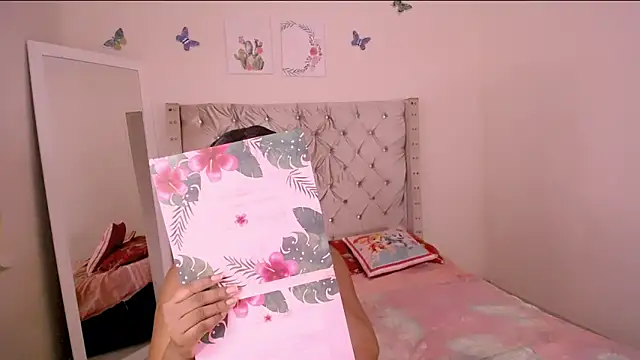 bonniebakerz1 online show from 12-20-25, 03:20