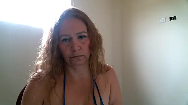 Monserrat Sweet online show from 10-06-25, 07:03