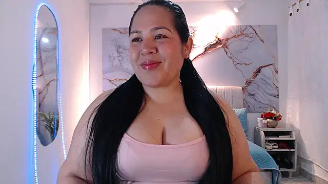 Snapshot of Ashley_Grahaam chatting on 10-07-25, 02:12 Ashley Grahaam online show from 10-07-25, 02:12