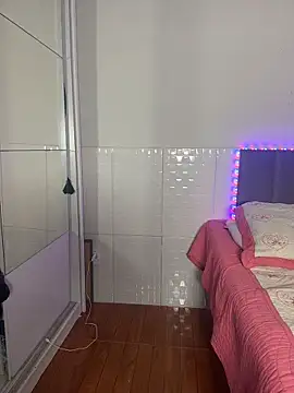 sophiemonroevip online show from 04-12-26, 02:59