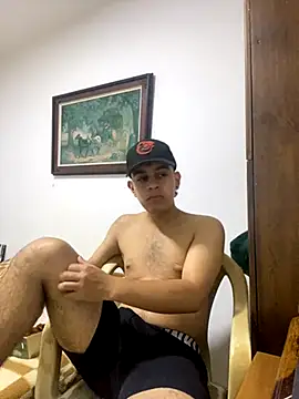 Snapshot of dominant_boy77 chatting on 10-16-25, 02:53 dominant boy77 online show from 10-16-25, 02:53