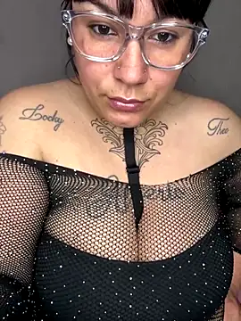 valen1891 online show from 10-07-25, 01:17