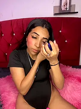 Snapshot of Rosa_25x chatting on 09-10-25, 12:48 Rosa 25x online show from 09-10-25, 12:48