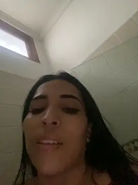 Snapshot of Rosa_25x chatting on 09-17-25, 12:40 Rosa 25x online show from 09-17-25, 12:40