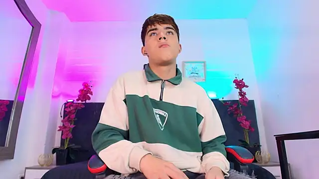 Lucass love online show from 03-04-26, 03:03