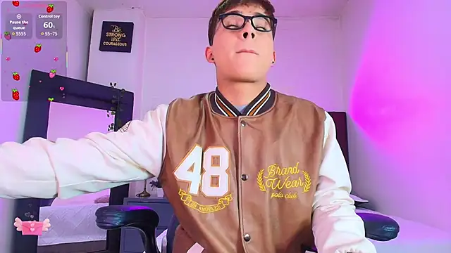 Lucass love online show from 01-13-26, 01:37