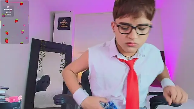 Lucass love online show from 01-15-26, 01:36