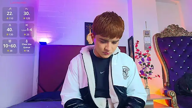 Snapshot of Lucass_love chatting on 05-16-26, 12:59 Lucass love online show from 05-16-26, 12:59