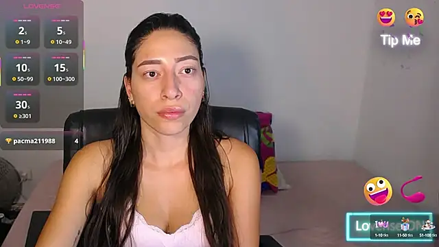 Carla palmer  online show from 10-18-25, 02:35