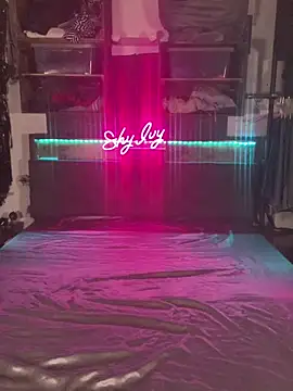 Shy Ivy online show from 09-26-25, 08:27